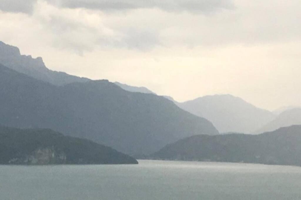 Apt Calme Vue Lac - 2 Chambres - Sauna 안시 외부 사진